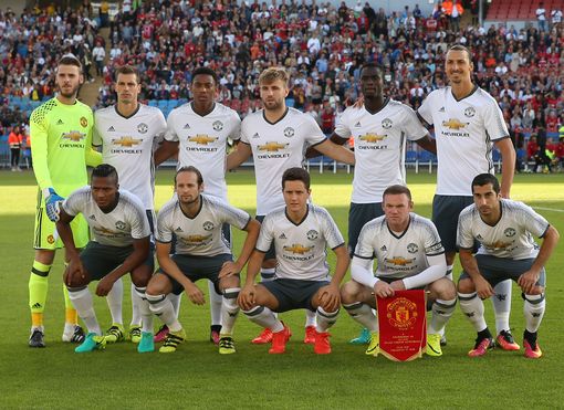 但他与贝蒂 但他与贝蒂